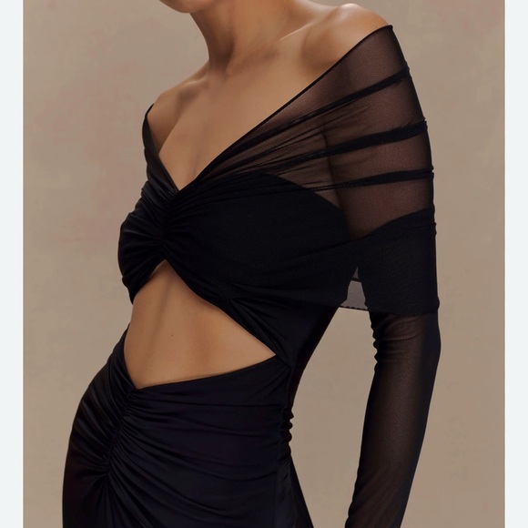 Meshki Black Off-Shoulder Maxi Dress - Picture 2 of 3